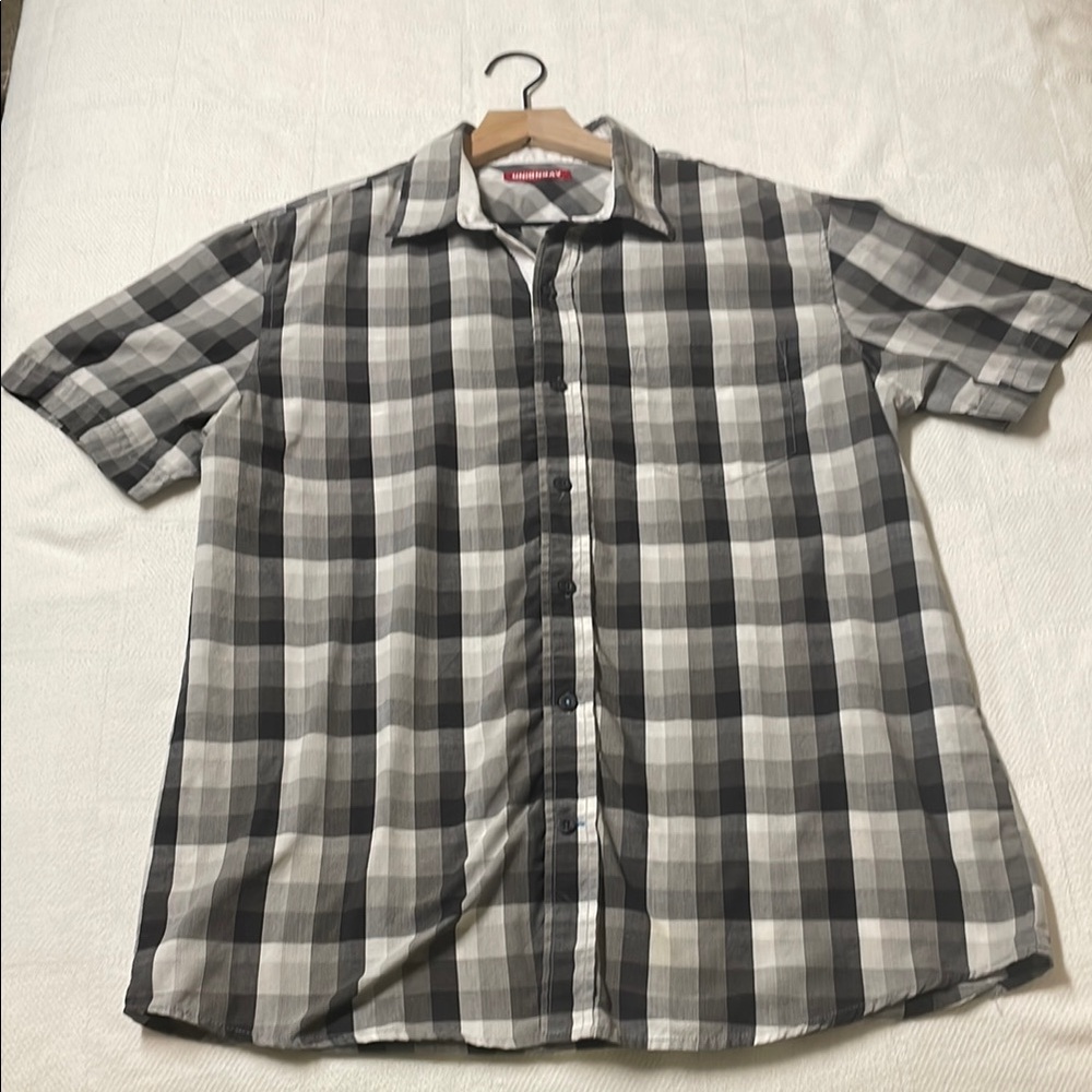 UnionBay - Men's - Black and Gray Checkered button-up Shirt - medium - preowned